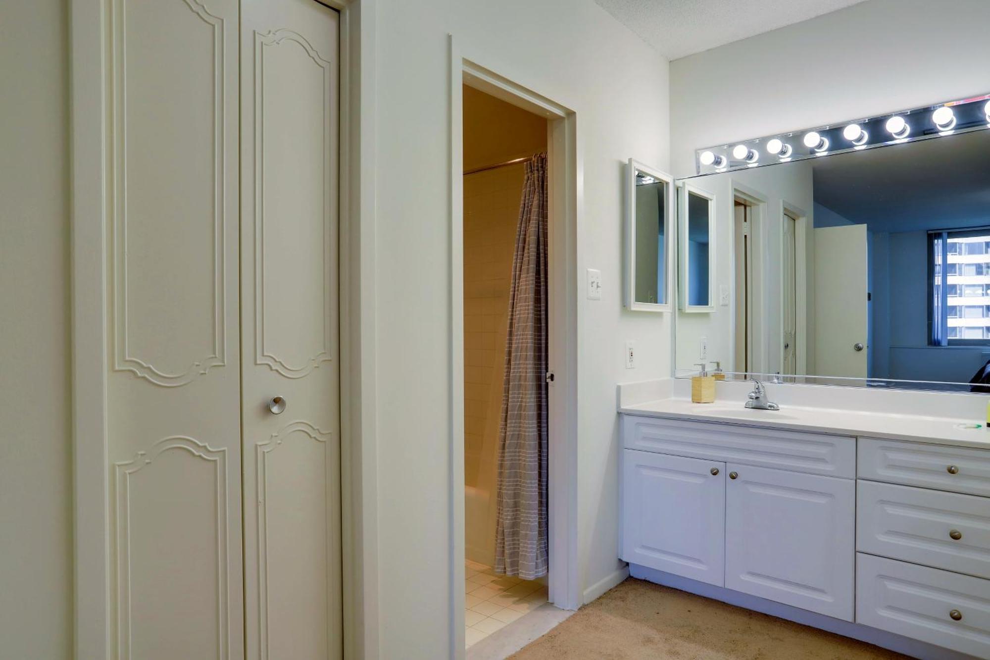 Fantastic 2 Bedroom Apartment With Gym At Arlington Exterior foto