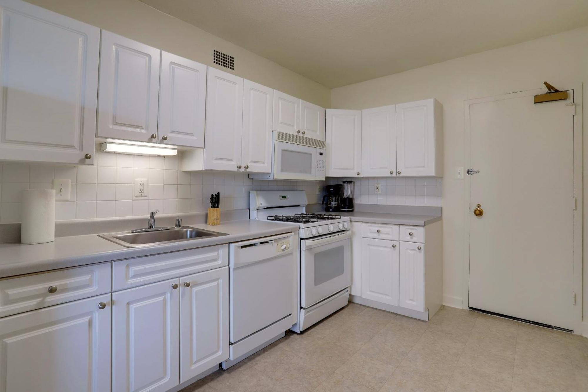Fantastic 2 Bedroom Apartment With Gym At Arlington Exterior foto